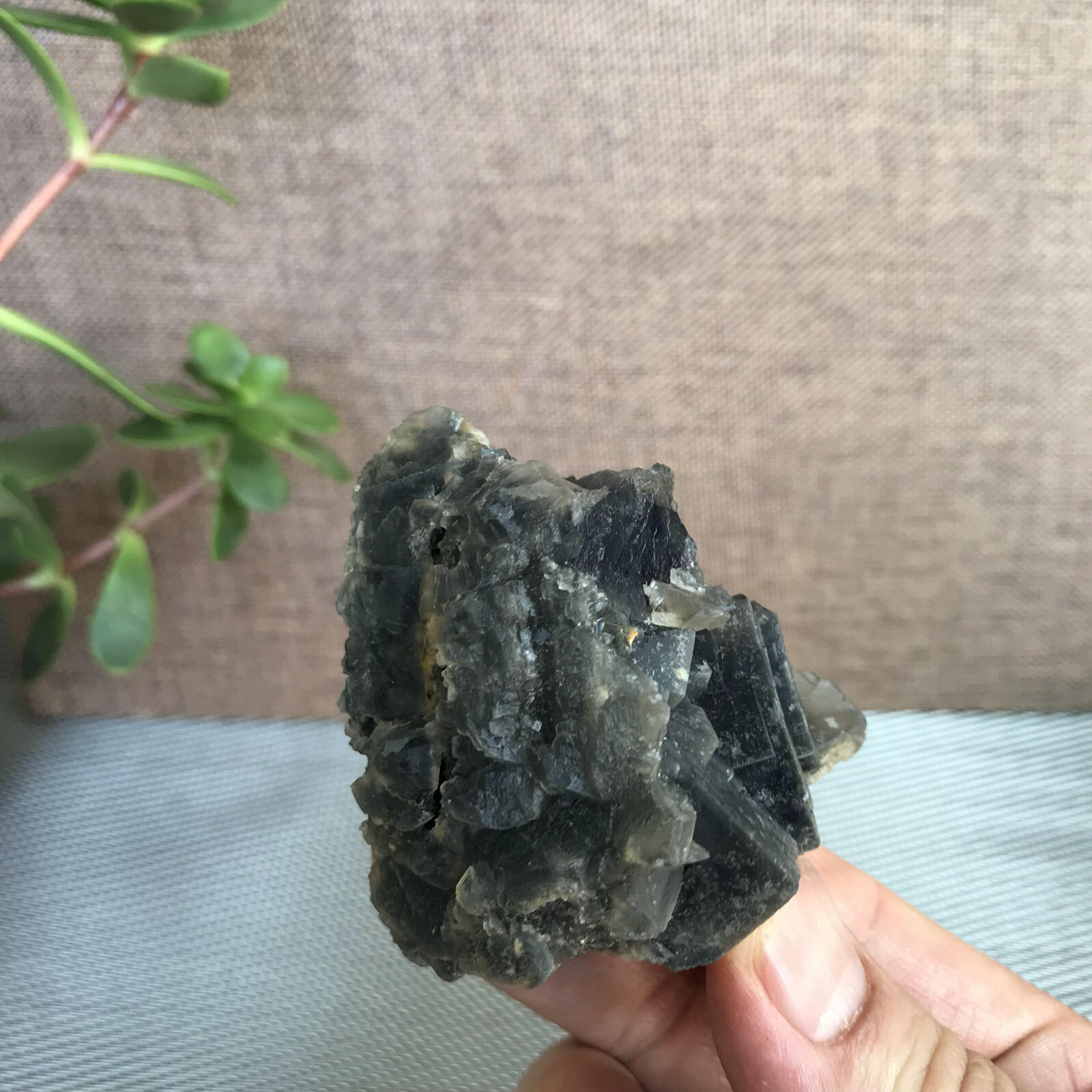 58mm NATURAL Grey Cubic FLUORITE Crystal Cluster Mineral Specimen 170g A1287
