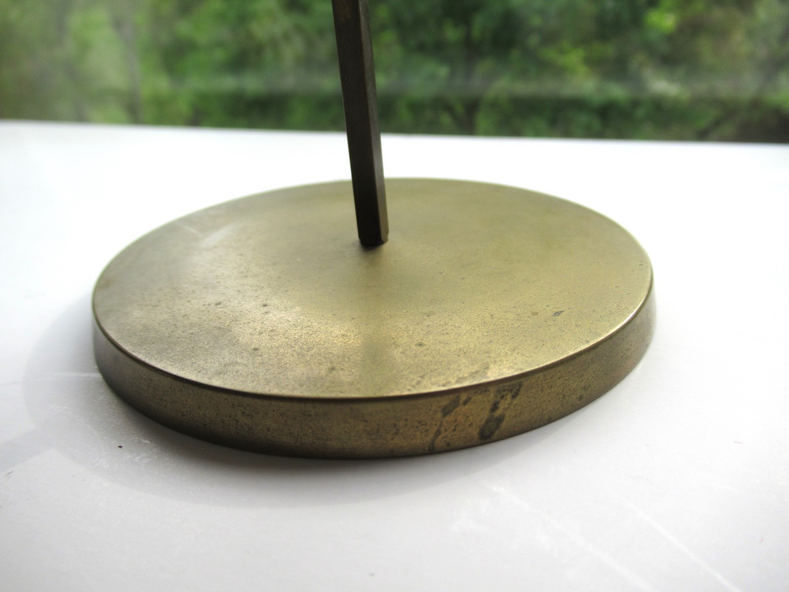 Vintage 10″ Tall Agate Slice on Brass Stand, Marked India, Stone Display Piece