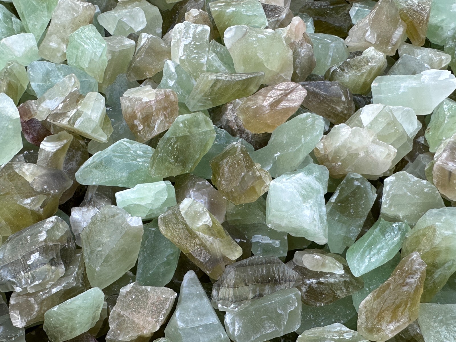 Small Green Calcite Rough Natural Stones, 0.5-1.25″ Raw Calcite Green, Bulk Lot