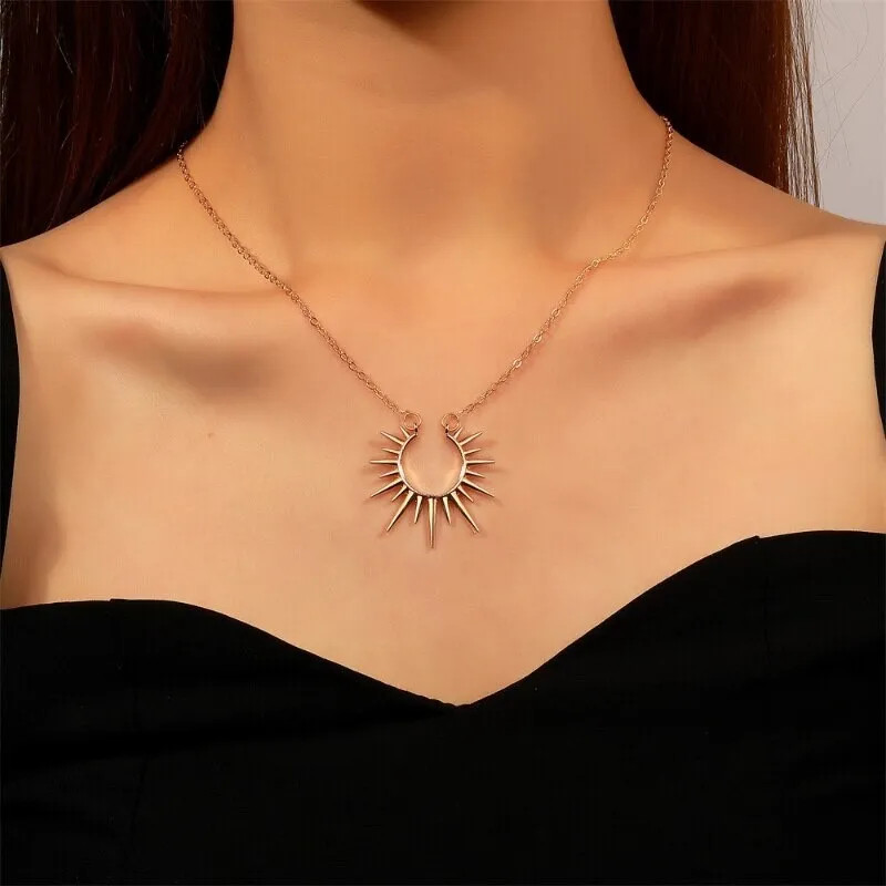 Women’s Fashion Jewelry Gold Sun Bohemian Pendant Necklace 1PC