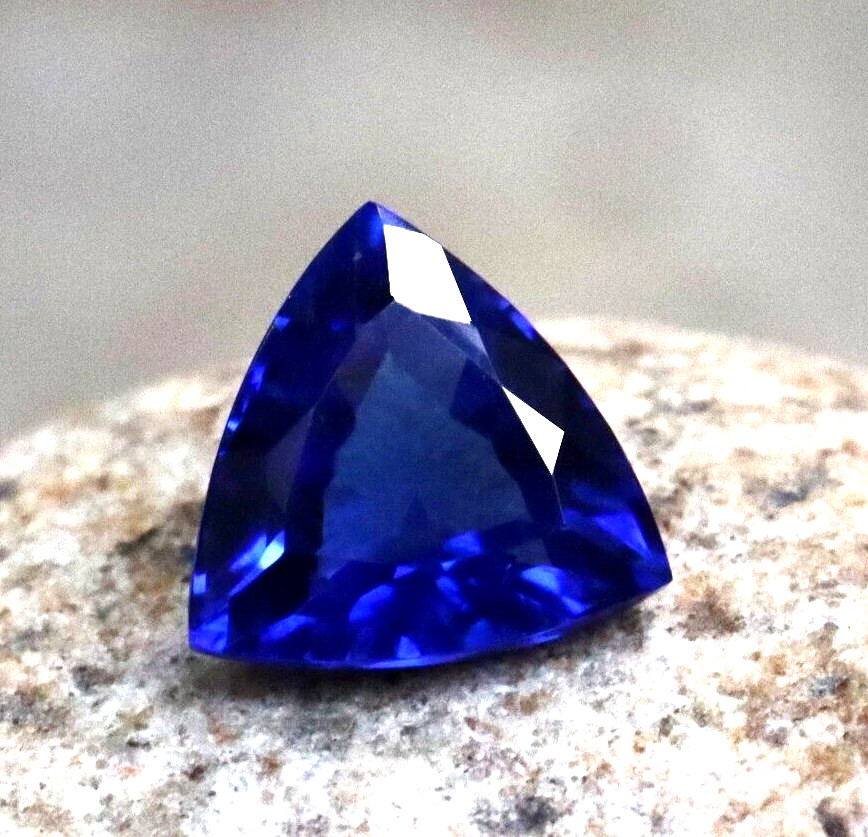 Loose Gemstones Natural Blue Sapphire Trillion Shape CERTIFIED Best 8 Ct