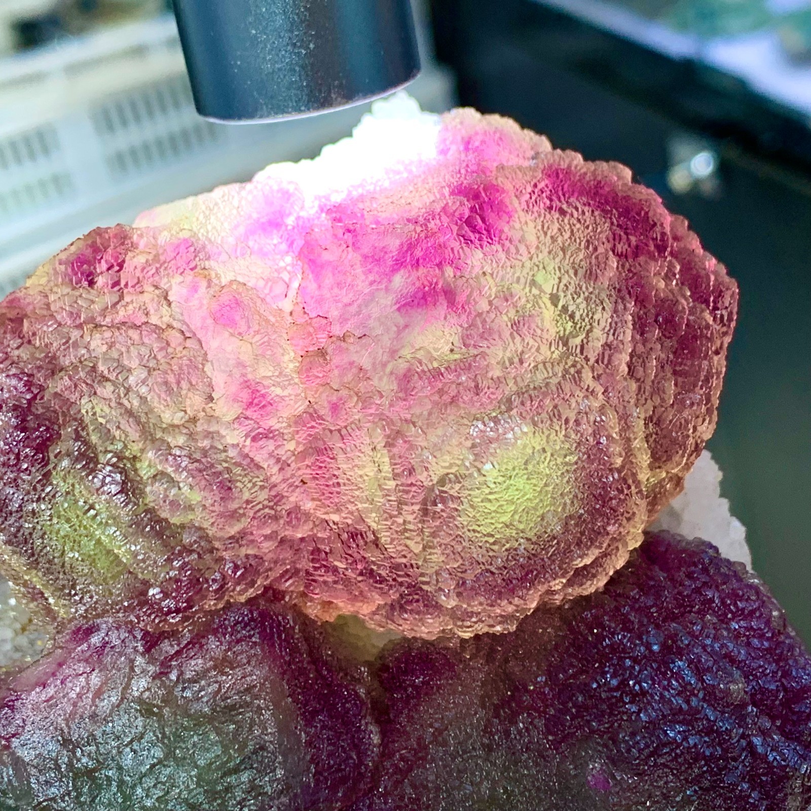 105G Rare transparent purple cubic fluorite mineral crystal sample/China