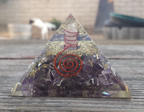 LARGE (50-55mm) AMETHYST ORGONE GEMSTONE PYRAMID LARGE PYRAMID ORGONITE