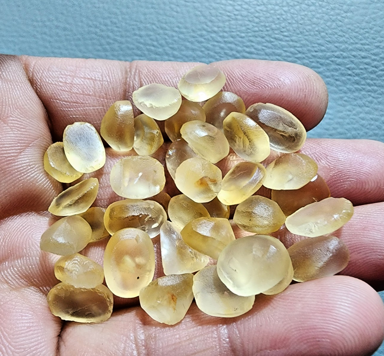35 Pcs Yellow Citrine Topaz Without Cutting, 10-13MM Faceted Cabochon Gemstone
