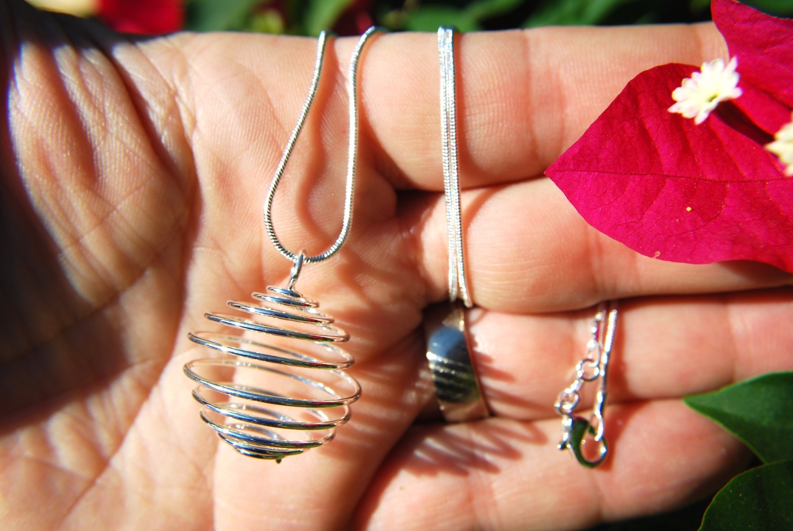 “Do It Yourself” Crystal Energy Pendant + 20″ Stainless Steel Chain & Charger