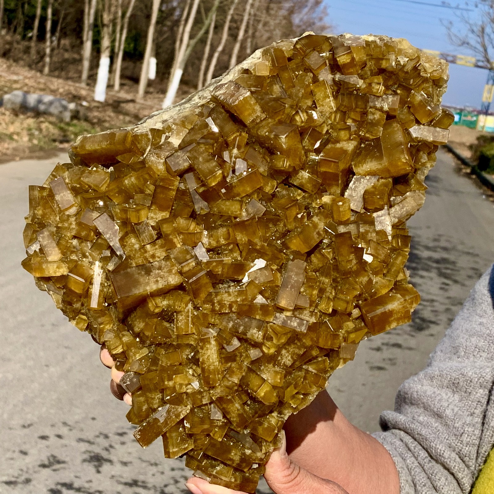 16.14LBShiny Golden Cuboid Barite Crystal Based on the Purple Spherical Fluorite