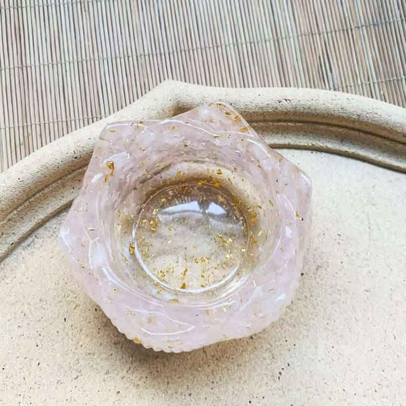 Natural Quartz Crystal Crushed Stone Lotus Degaussing Bowl Healing Resin Decor
