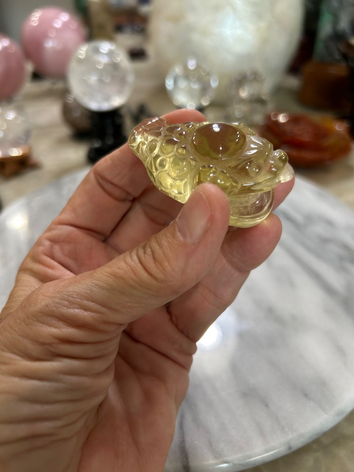 Citrine golden toad 3 legged money Toad carving small feng shui