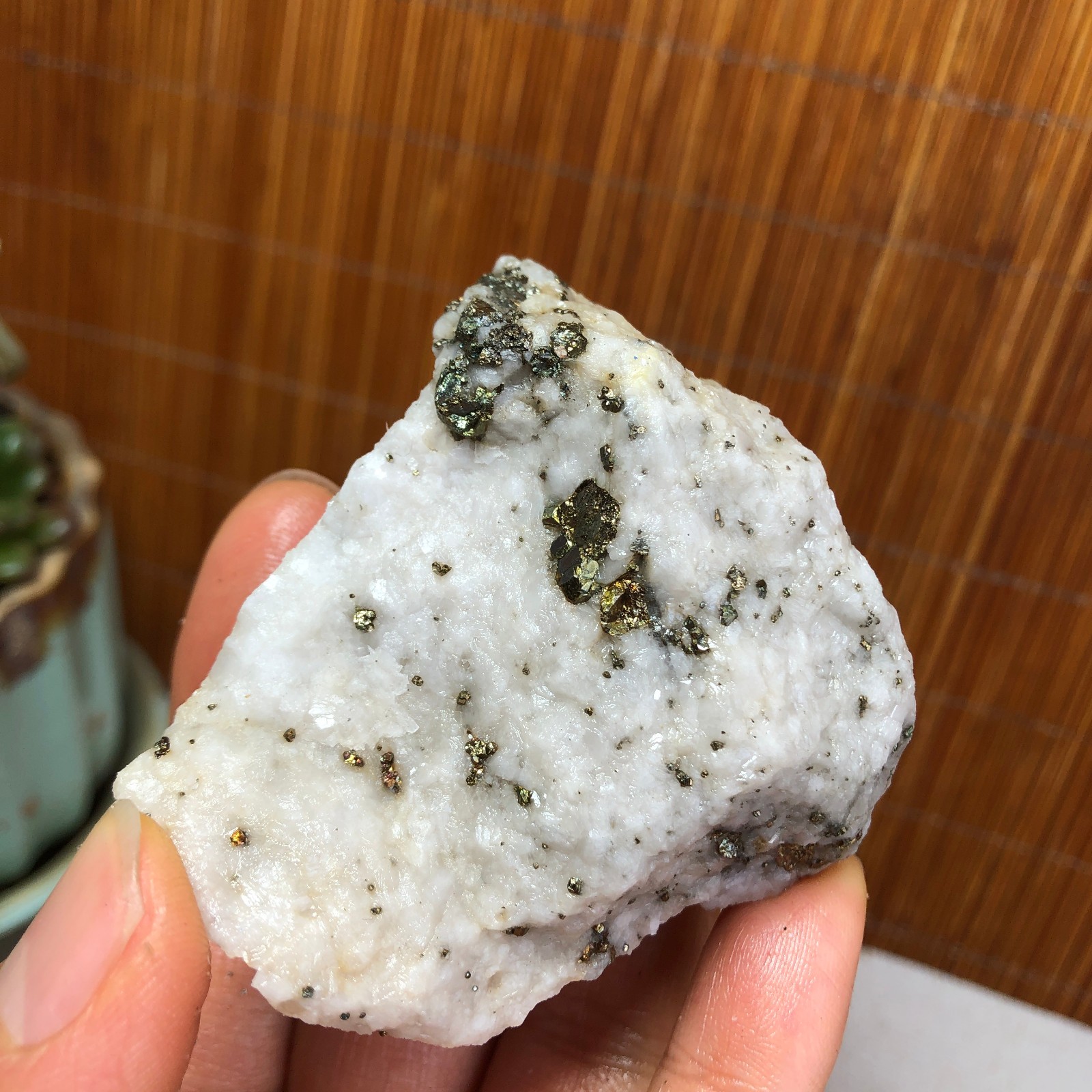 126g Natural rainbow Copper crystal paragenesis ore Uncut original Stone A5495