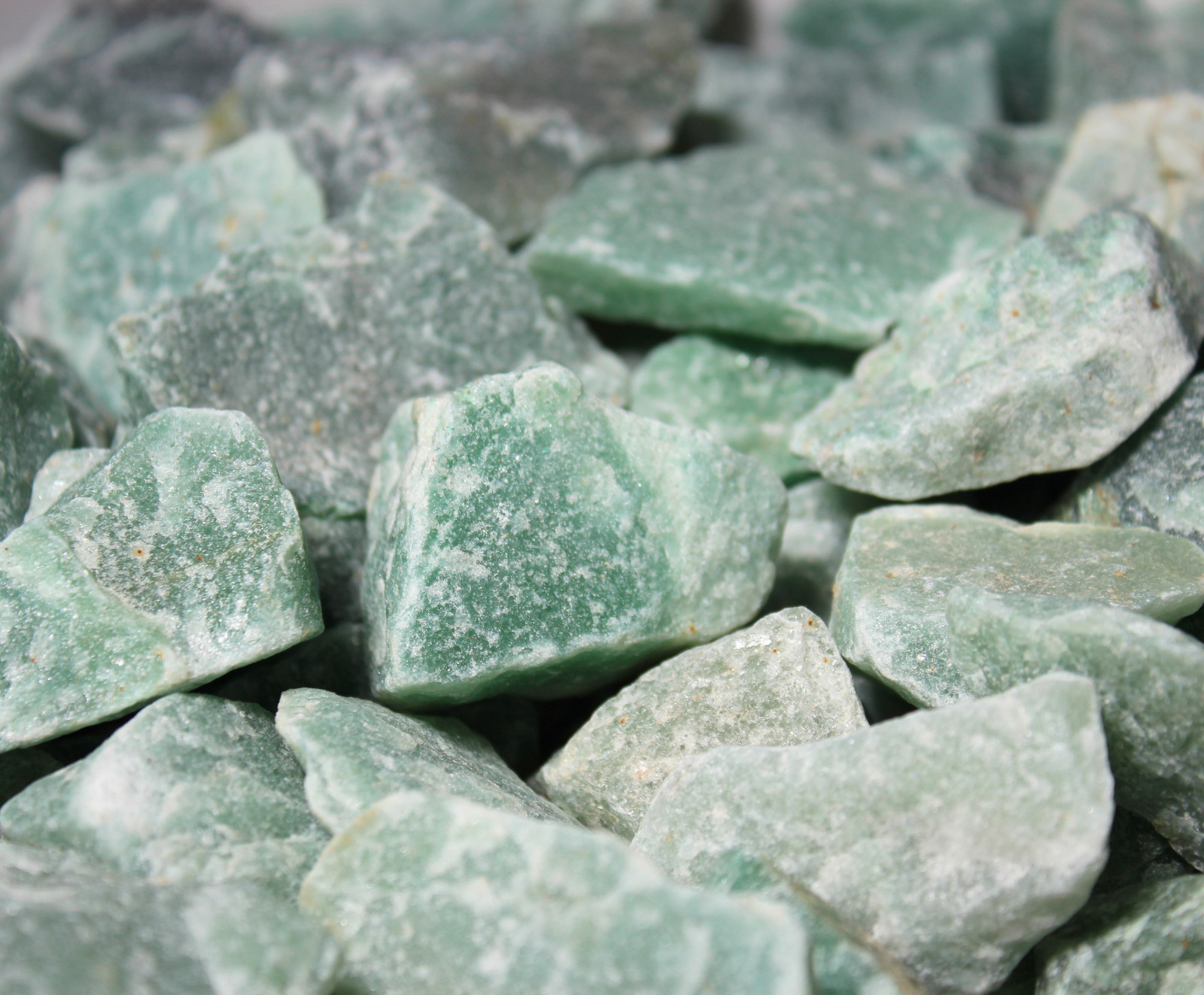 Green Aventurine – Rough Rocks for Tumbling – Bulk Wholesale 1LB options