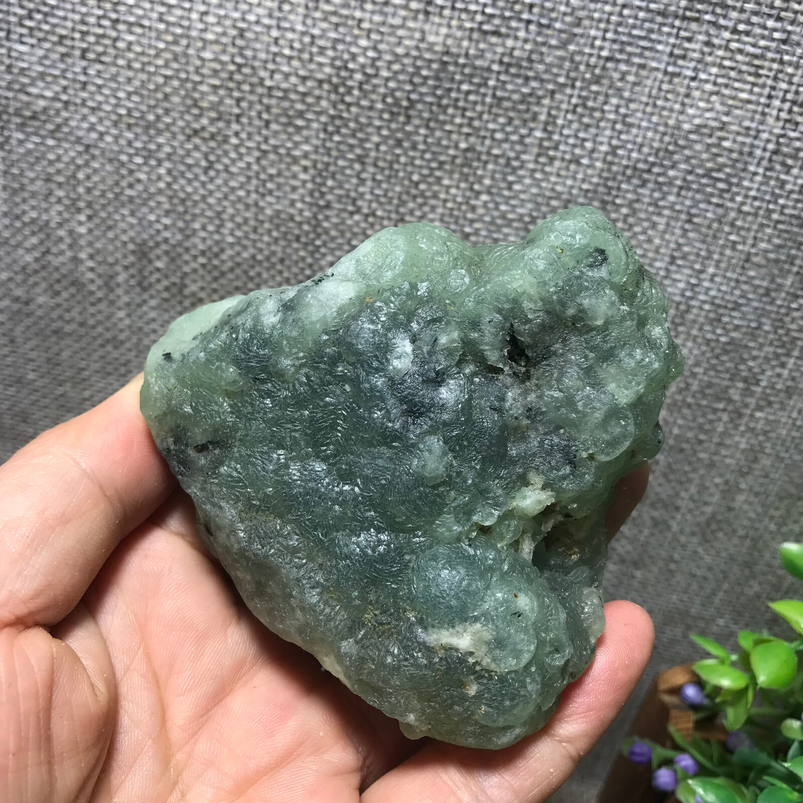 219g Natural Green chalcedony grape agate crystal specimen Indonesia 09