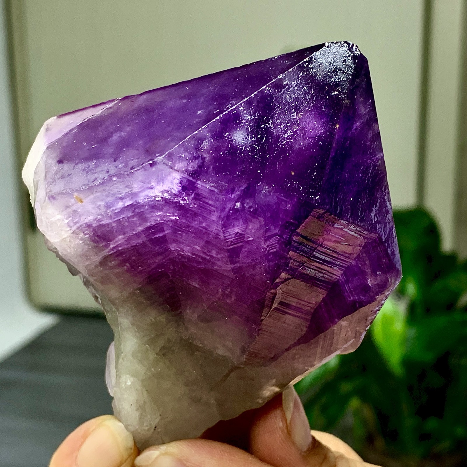323G Natural Amethyst Quartz Crystal Single-End Terminated Wand Point Healing