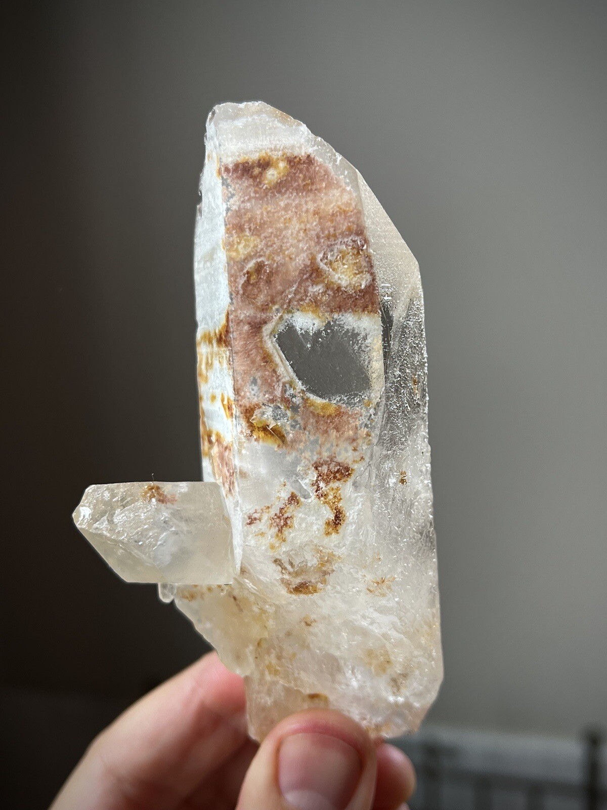 239g Rare Inclusion Quartz Crystal Lithium Quartz Point Brazil Quartz Specimen
