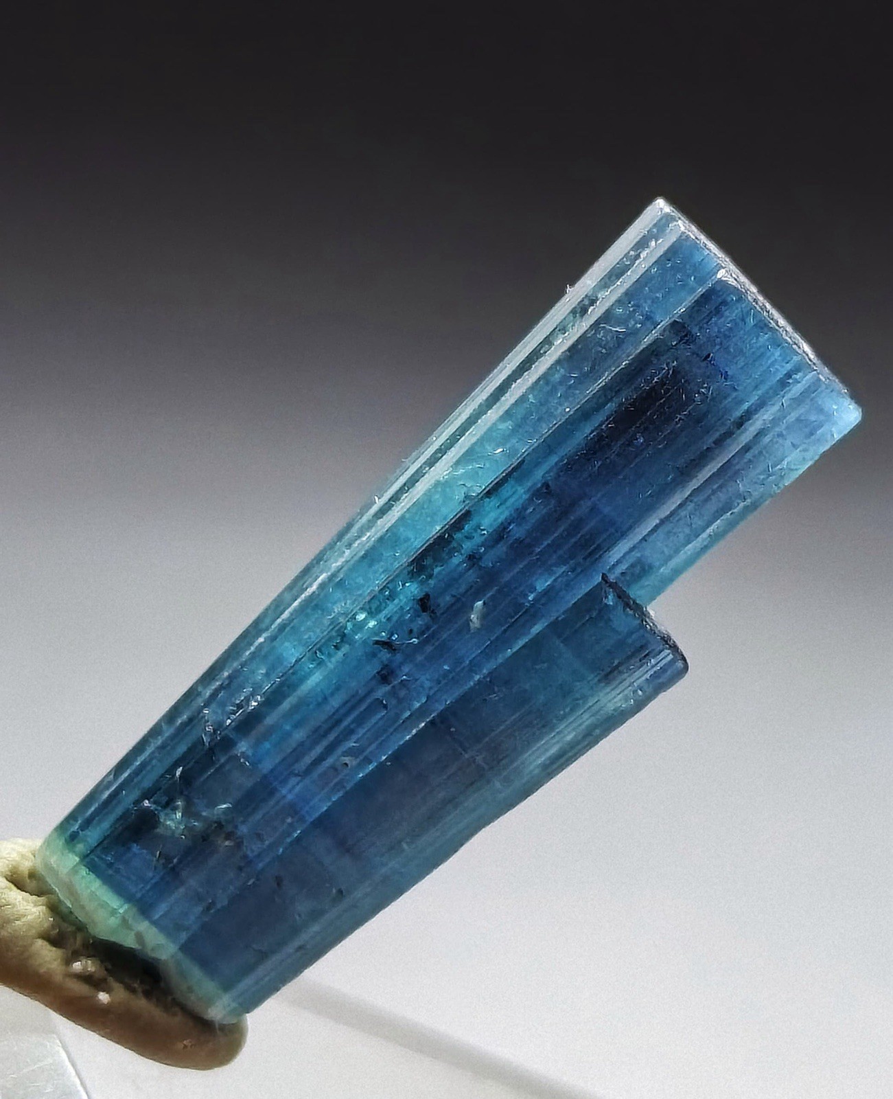 Beautiful Naturel Indicolite DT Tourmaline Stepwise Sprayshap Crystal From Afg