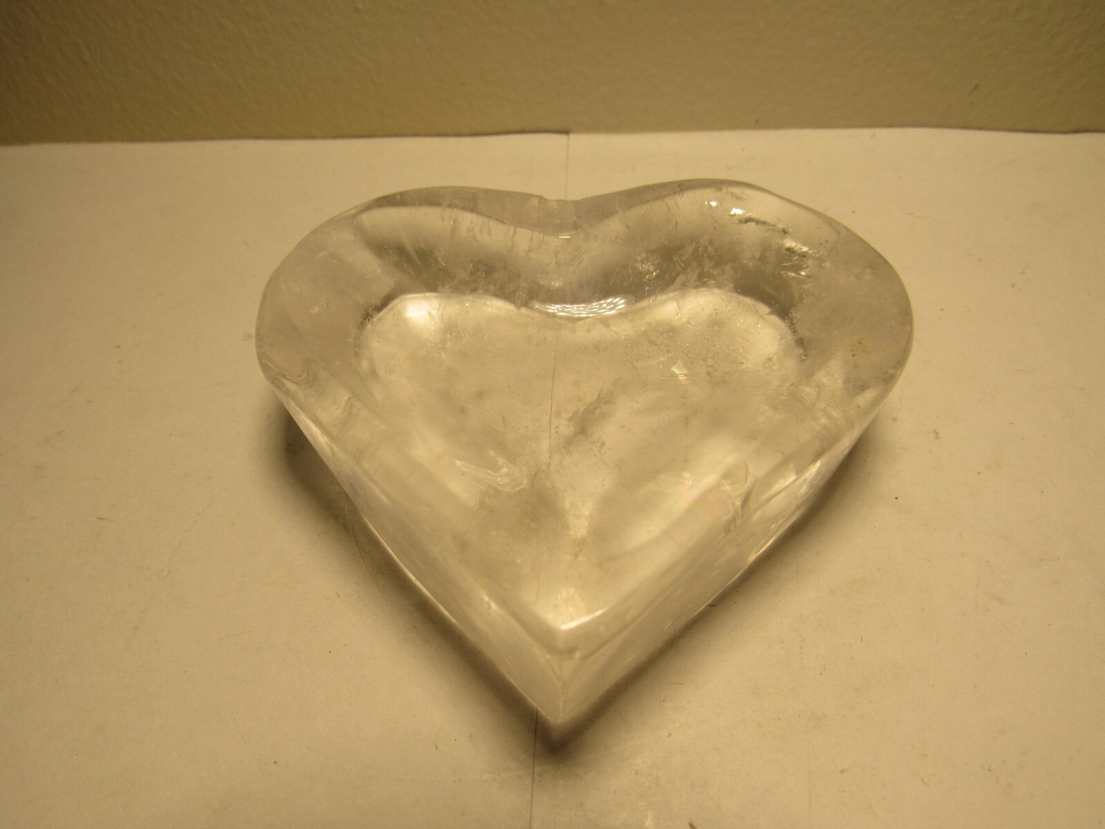 Clear Quartz Crystal Heart Shaped Bowl… 3.32″ / 205g Healing Crystal!