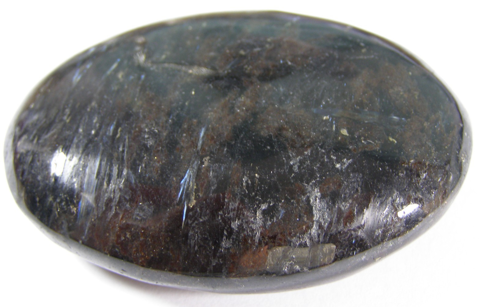 LOVELY EXTRA-LARGE ARFVEDSONITE PALMSTONE – 6.5 x 5.0 cms 127 gm