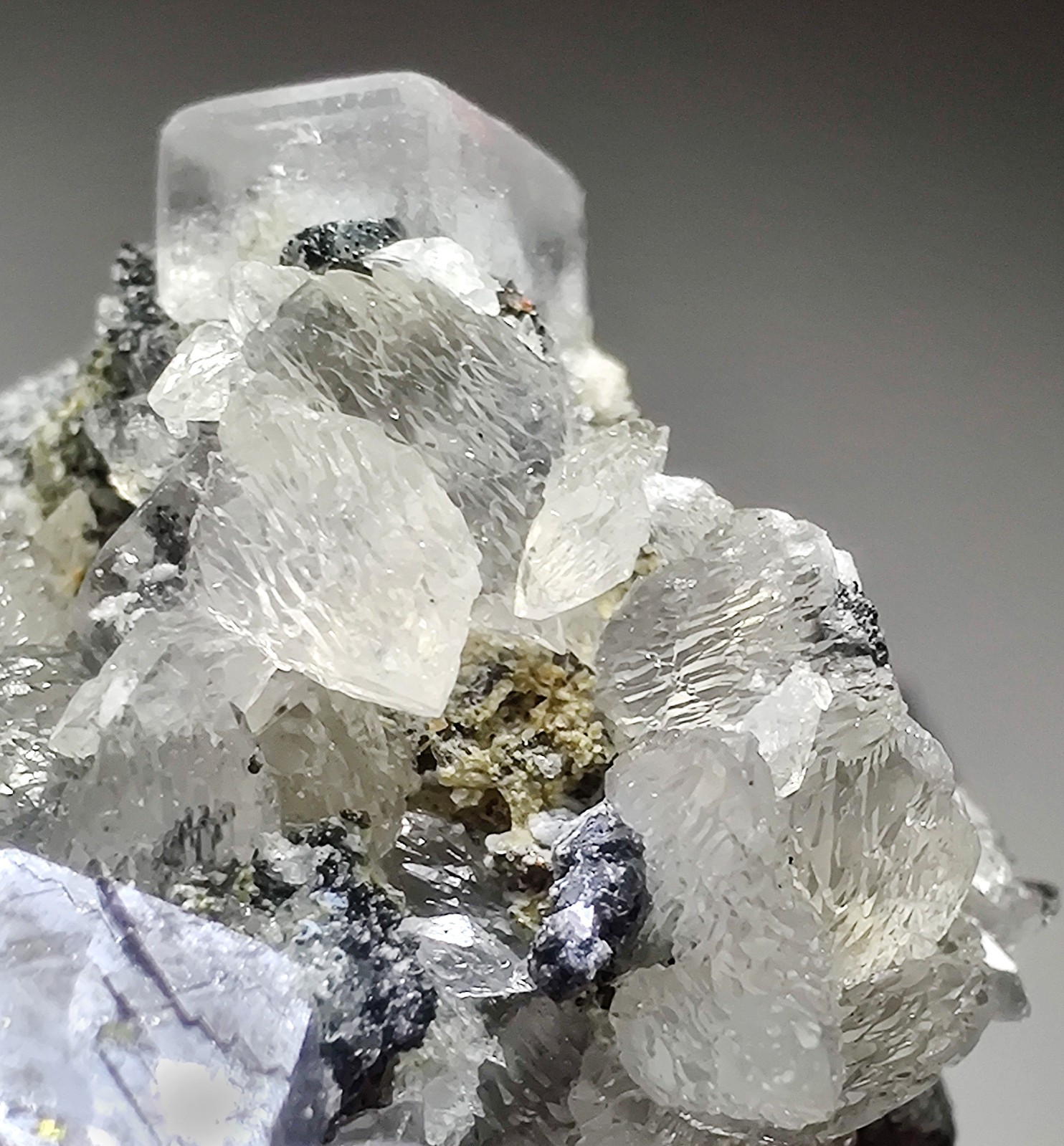 Excellent Fluorite and Calcite crystals on Galena, fluorescent. Peru? 48 grams.