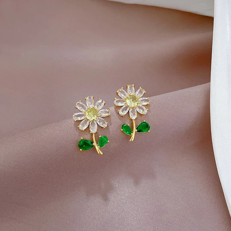 Women’s Fashion Jewelry Gold Cubic Zircon Sunflower Earrings Necklace Set Reiki