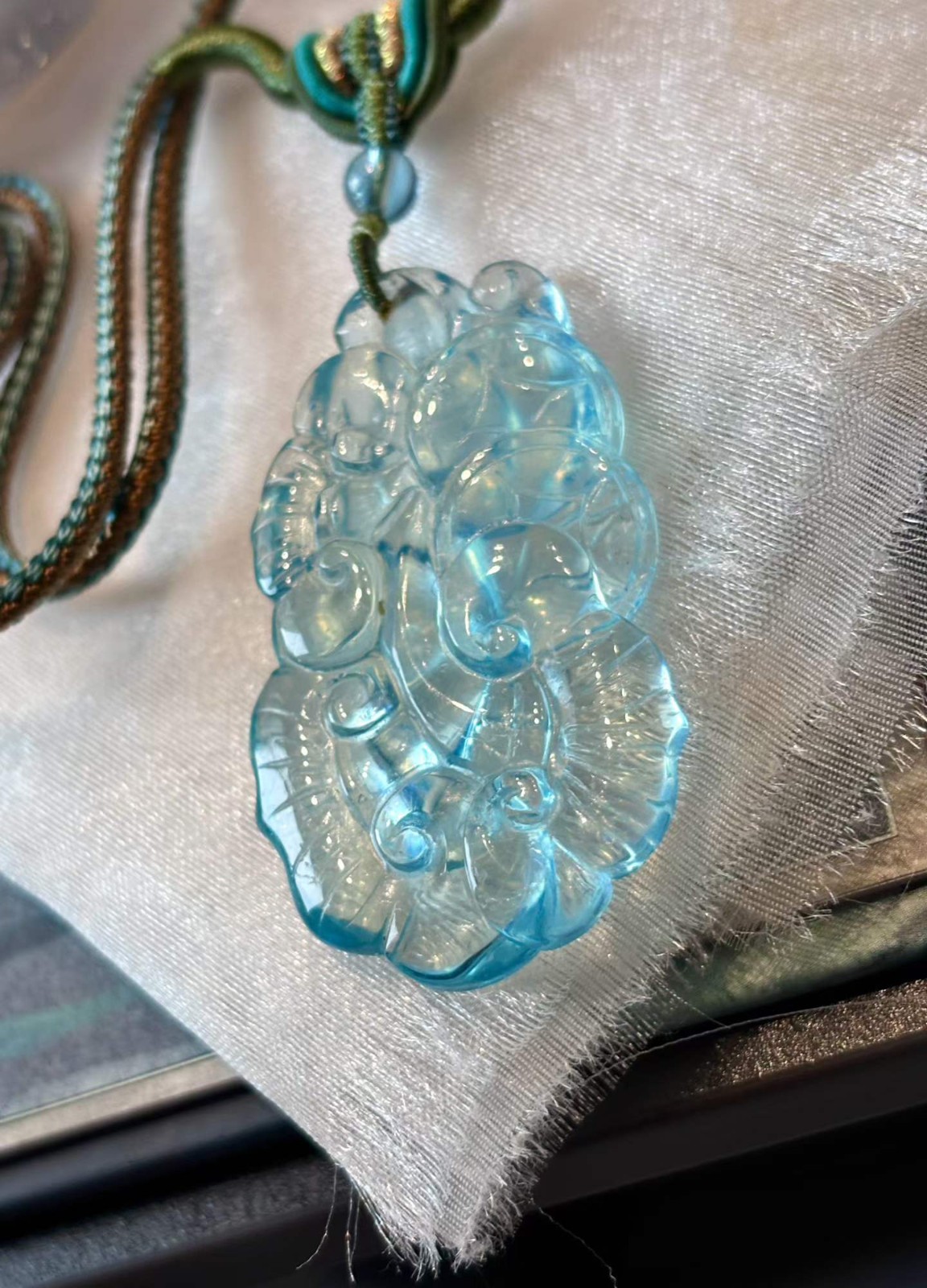 26*26mm Natural Aquamarine Quartz Carved pendant Crystal Reiki healing