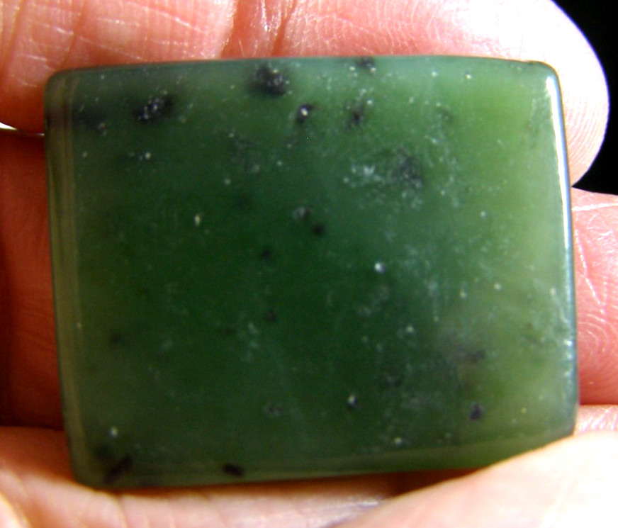 LOVELY DARK JADE POLISHED SLICE – SIBERIA – 2.6 x 2.1 x 0.5 cms 7.88 gms #5