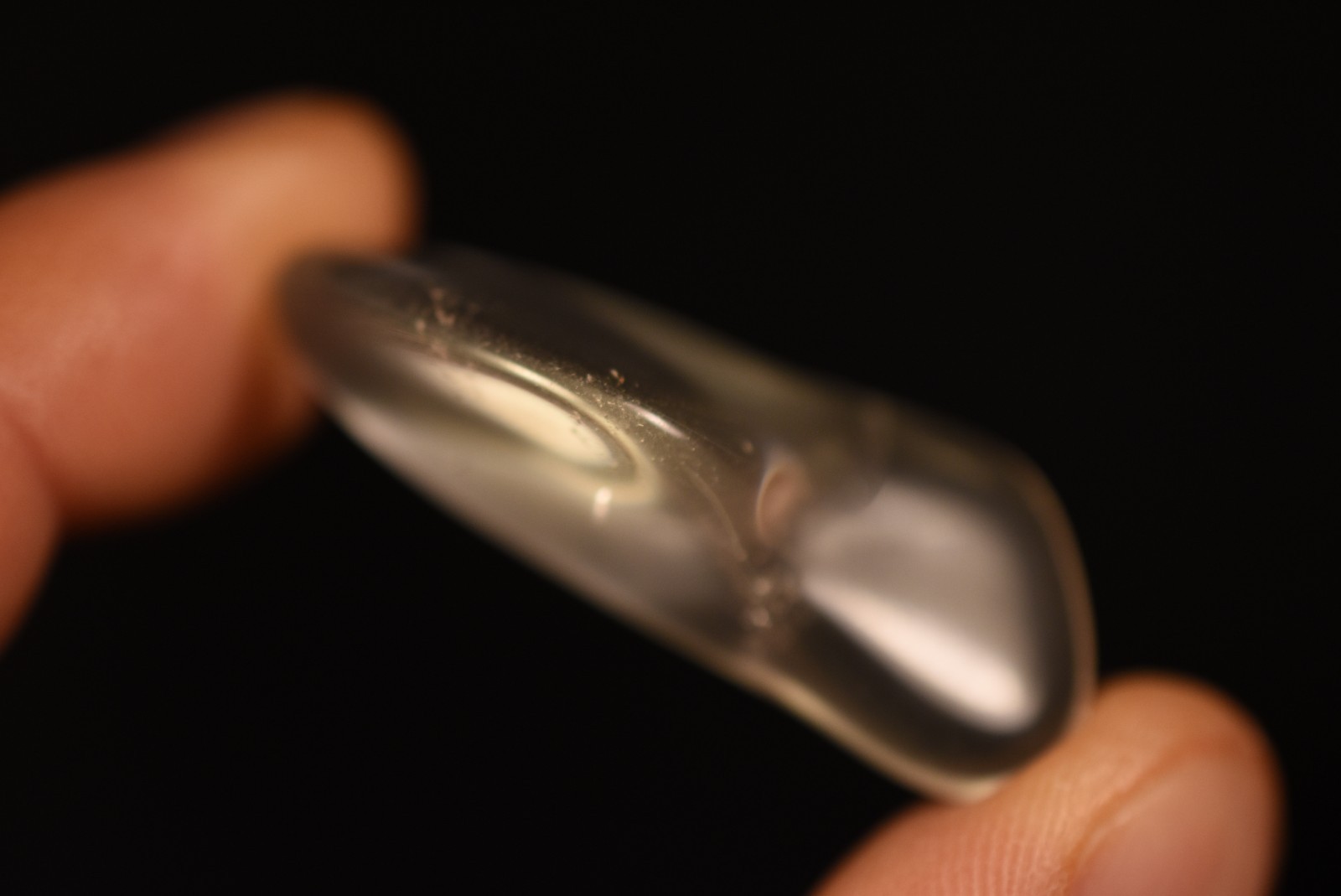 2 *AUSTRALIAN* QUARTZ Tumbled Stones 4cm 21.2g Natural Clear Kingsgate NSW