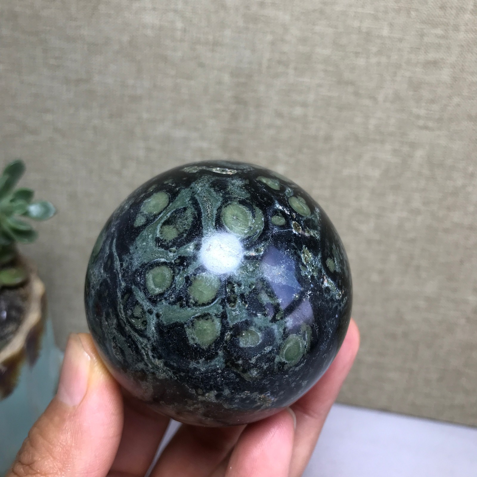 Top Natural Green Kambaba jasper quartz crystal sphere ball healing 286g A4810