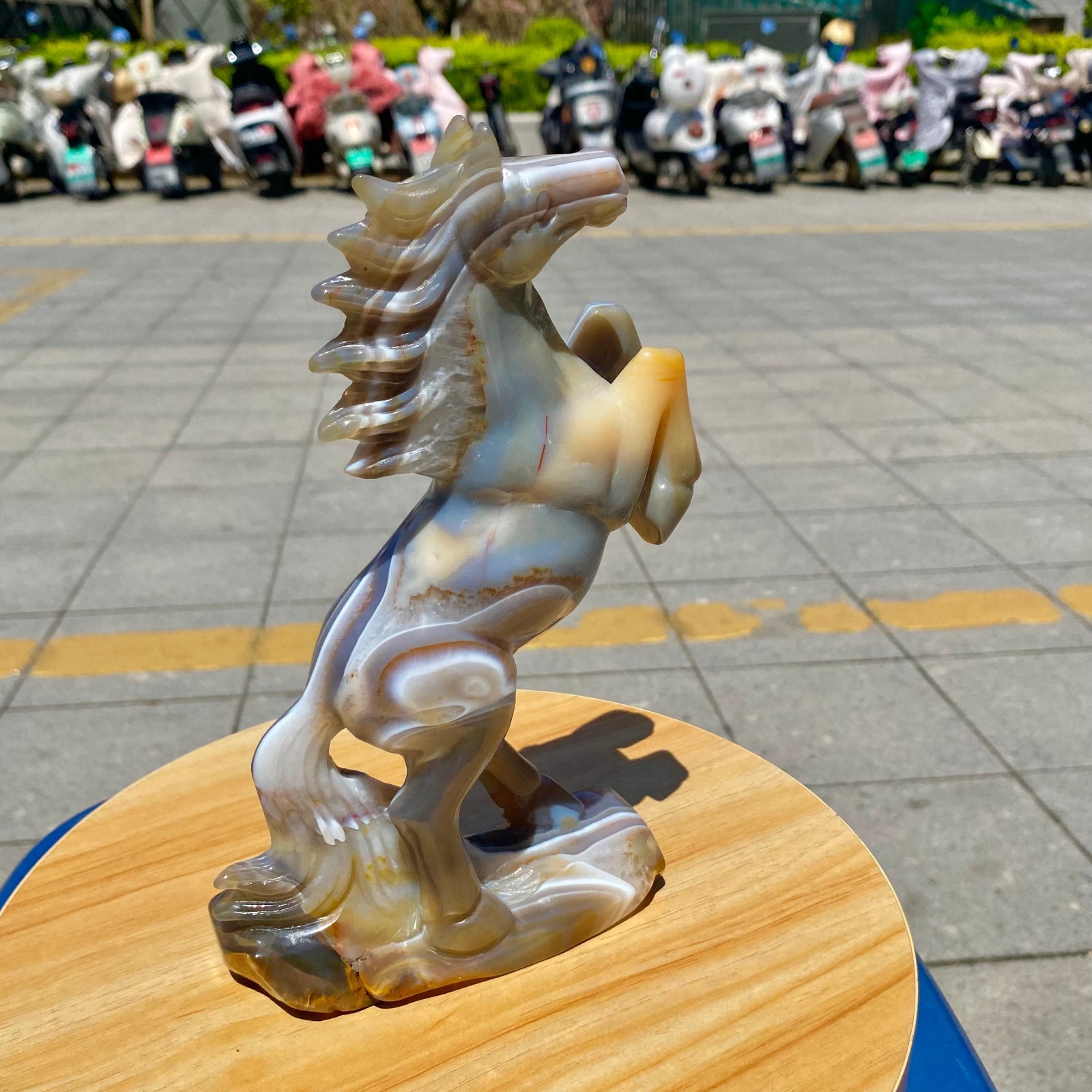 1.96LB Natural Agate Carved Horse Figurine, Exquisite Hand Carved Gemstone Statu