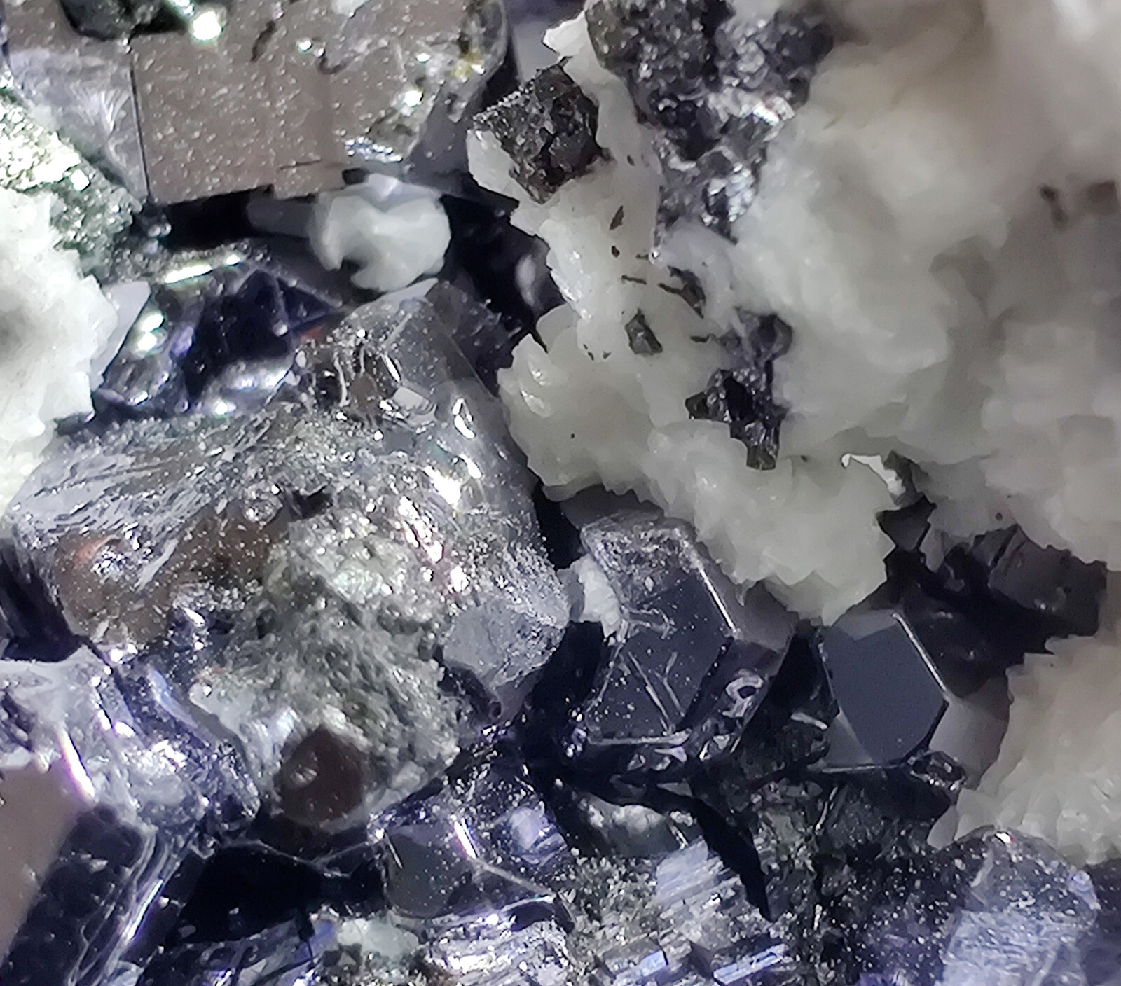 Galena & Manganese bearing Calcite, UV. Huanzala Mine, Peru. 3.9 lbs.
