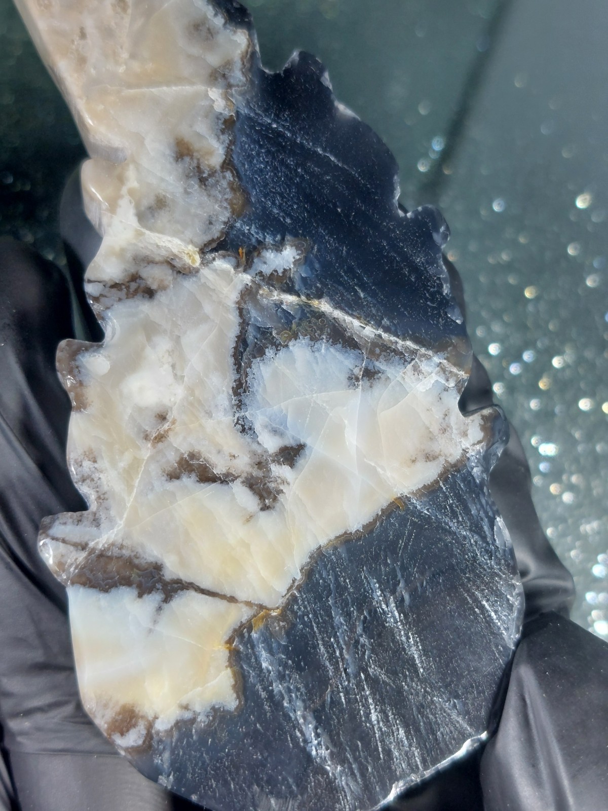 Volcano Agate Feather 78.6g 9.8cm w/ Stand – Grounding Stone (UV Reactive)