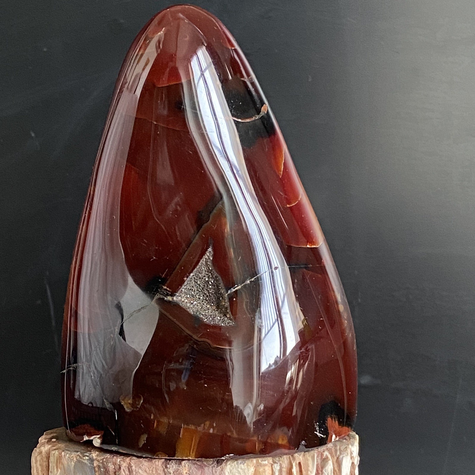 95mm380g Beautiful Deep Red Agate Carnelian Palm Geode Reiki Crystal Md Y138