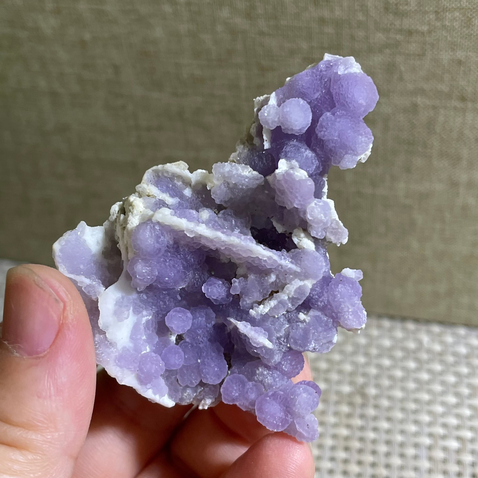 37g Purple stone, grape agate, quartz crystal, granular mineral