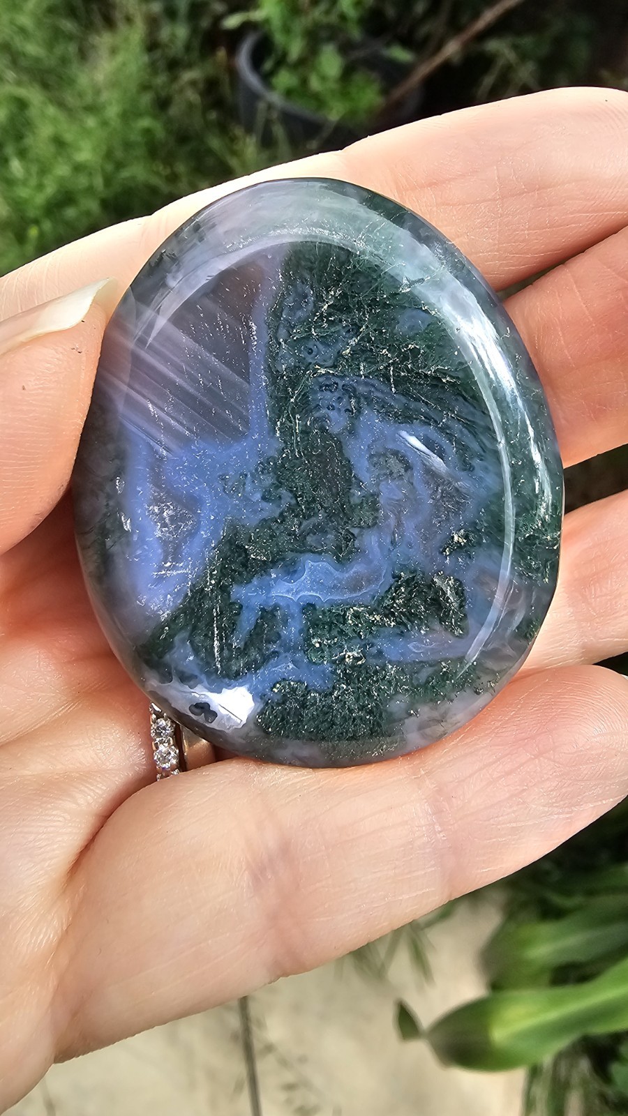 ✨️SALE✨️ Dark Moss agate flat worry thumb stone Palm crystal Green 4.7cm 26g