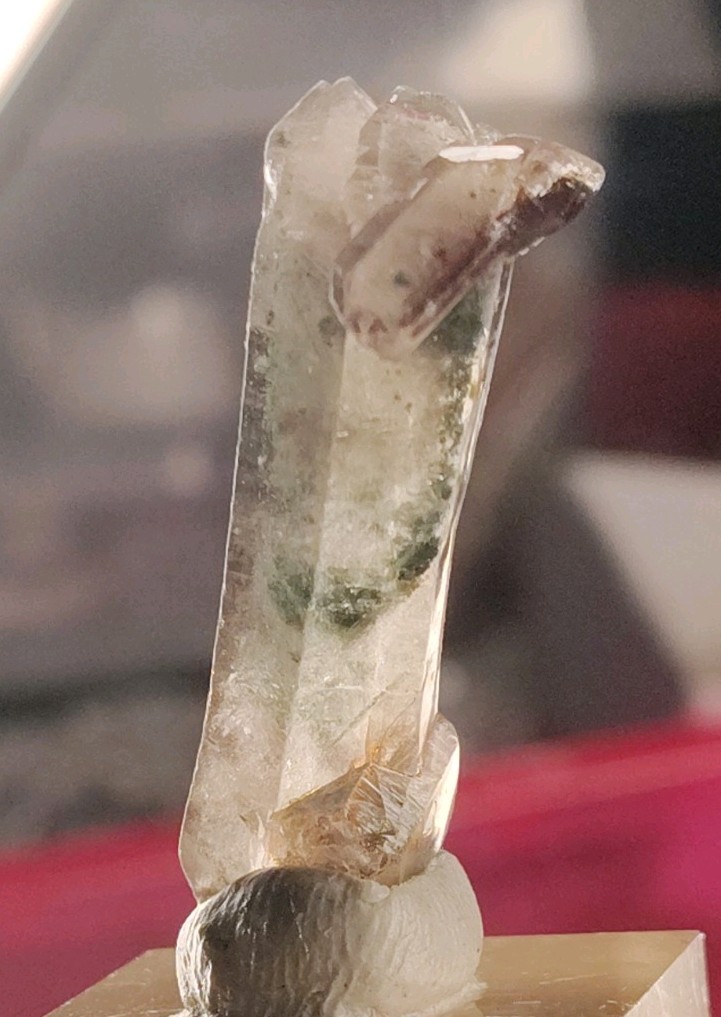34mm Scepter Quartz Crystal Point Red Green Phantom Meigu China Mineral Specimen