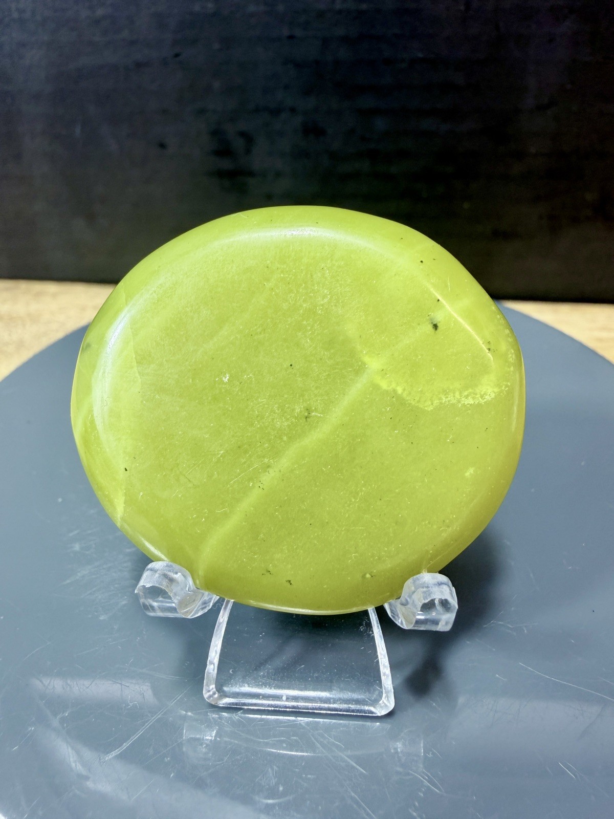 Crystal Lemon Jade Palm Stone Flat Healing Spiritual Collect yellow pocket 32g 8