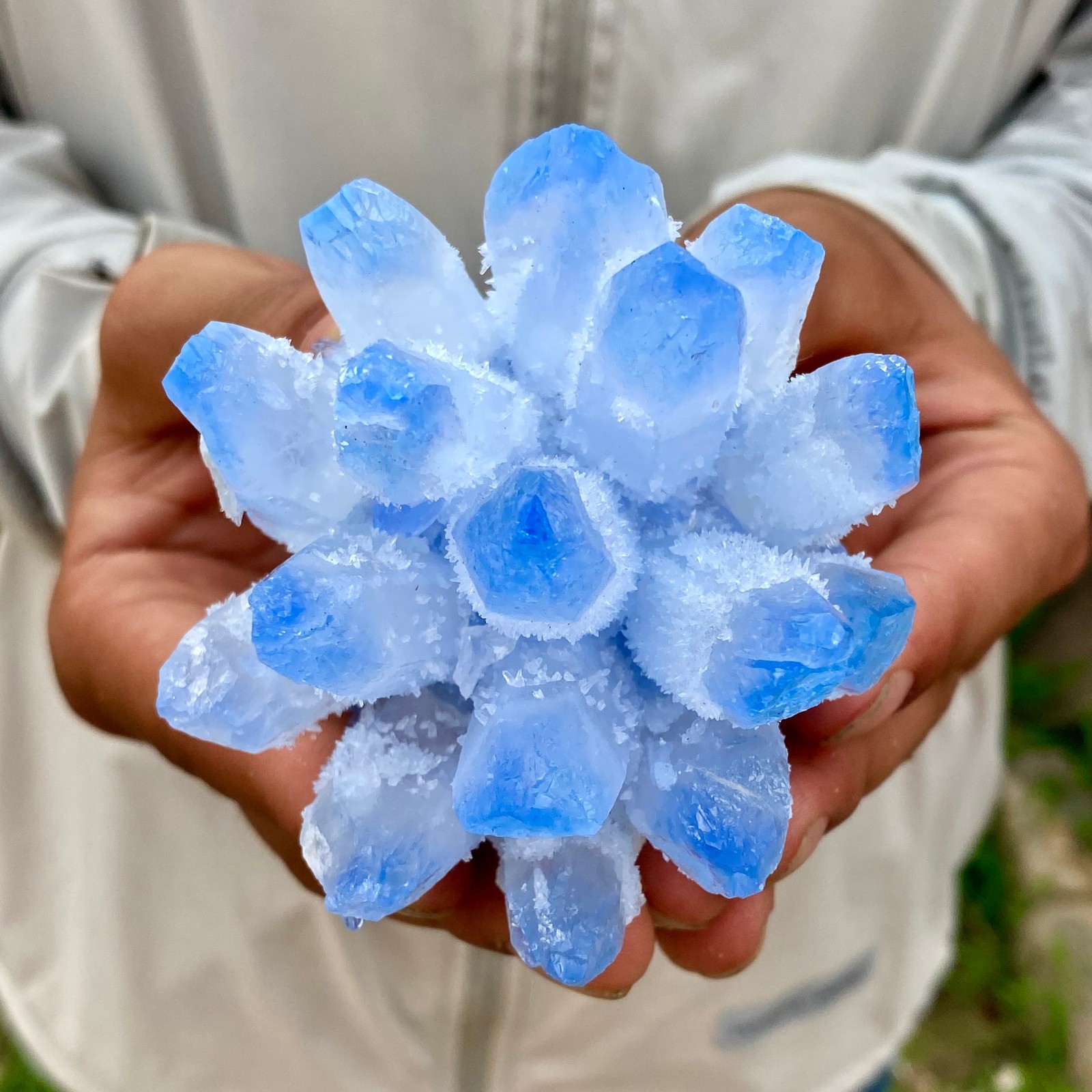 375G New Find blue Phantom Quartz Crystal Cluster Mineral Specimen Healing