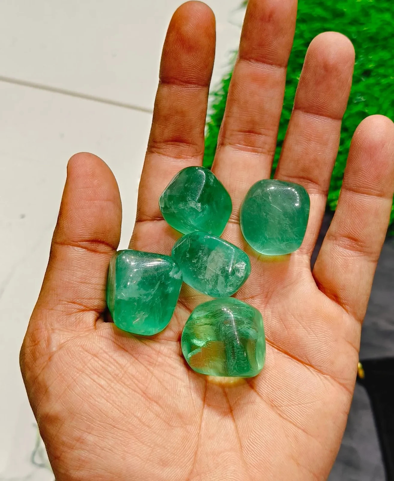 15-25mm Green Fluorite Tumbled Stones – Pocket Healing Crystals