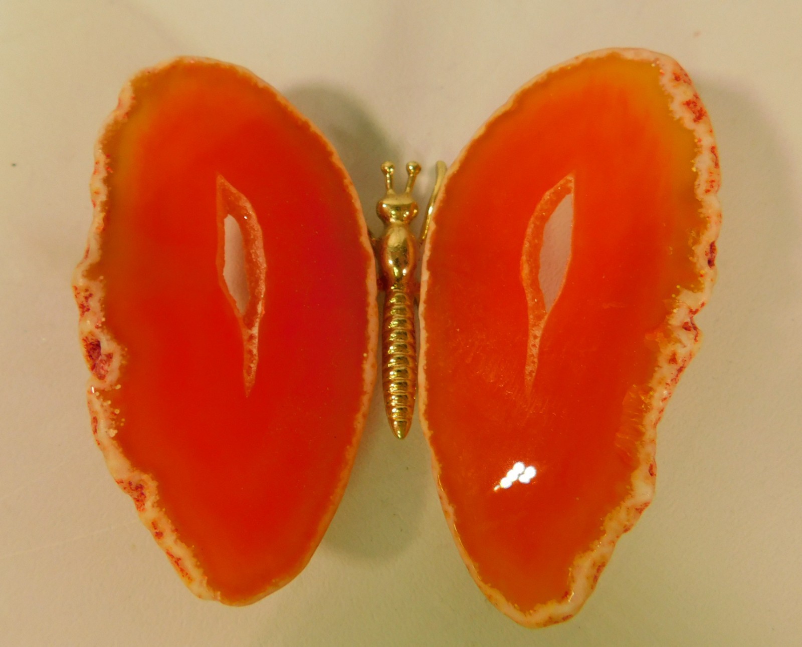 ORANGE DYED AGATE CRYSTAL BUTTERFLY WITH METAL ALLOY BODY