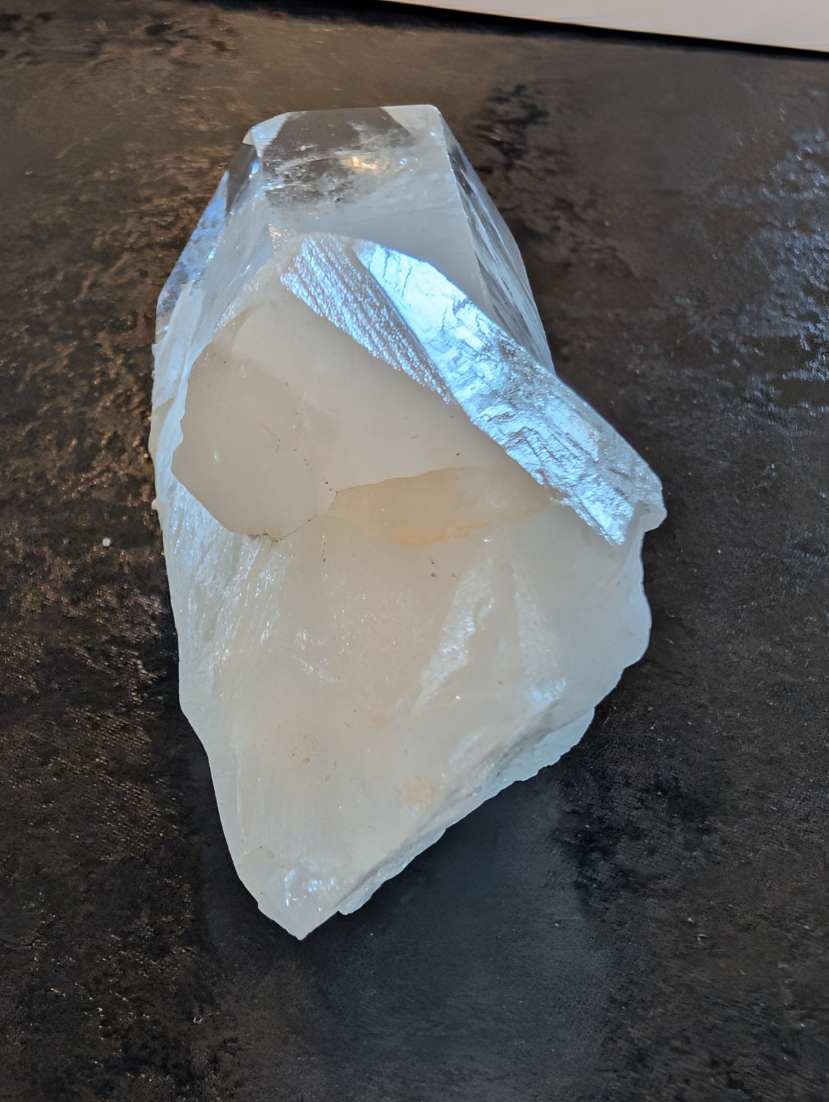 Crystal White/Translucent Natural Quartz