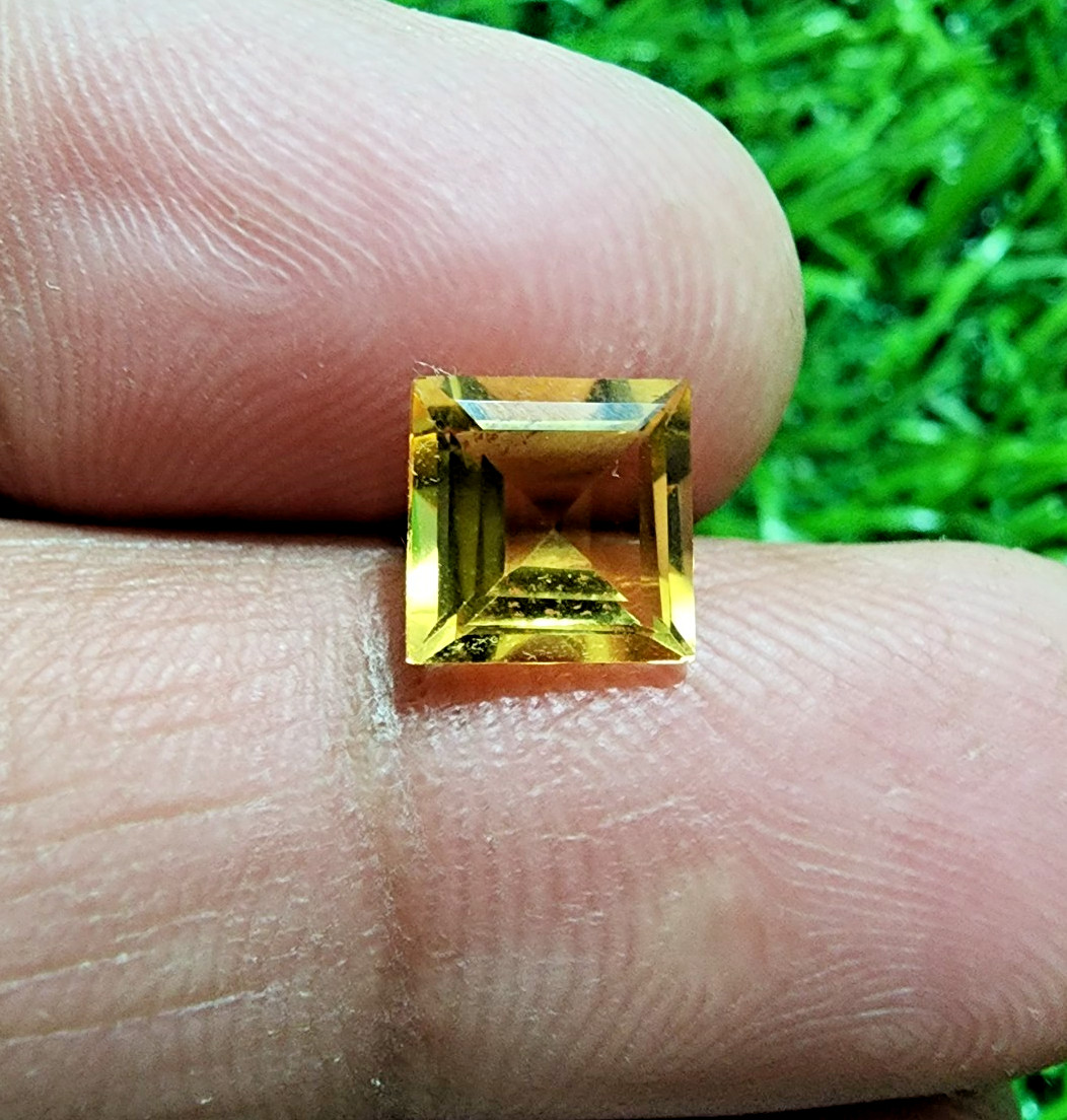 2Ct Top Golden Citrine Topaz Square Loose Gem Faceted Size (7.50X7.50×4.50 MM)