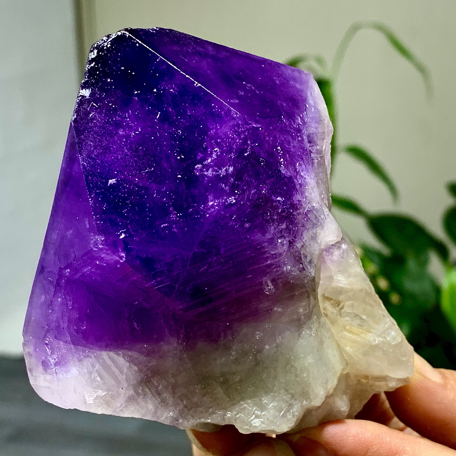 375G Natural Amethyst Quartz Crystal Single-End Terminated Wand Point Healing