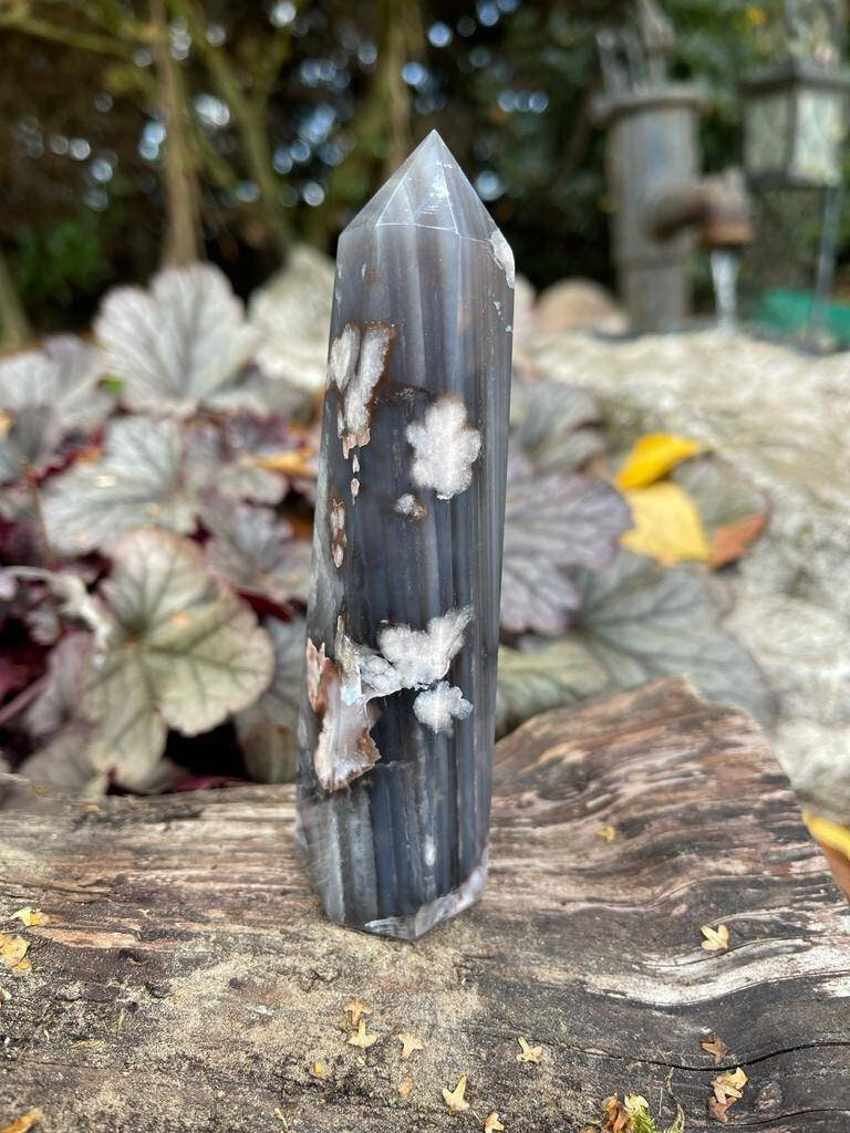 AAA grade premium quality genuine Black flower agate tower from Madagascar. 190g