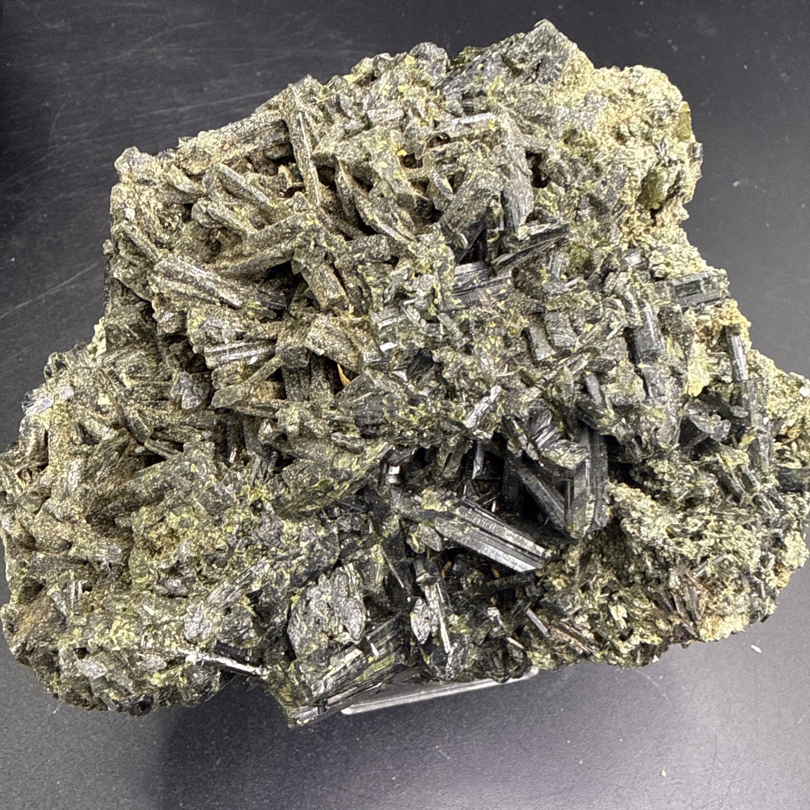 1.6 Lb Large Natural Epidote On Matrix From Pakistan. A+ Specimen,Minerals,Gems.