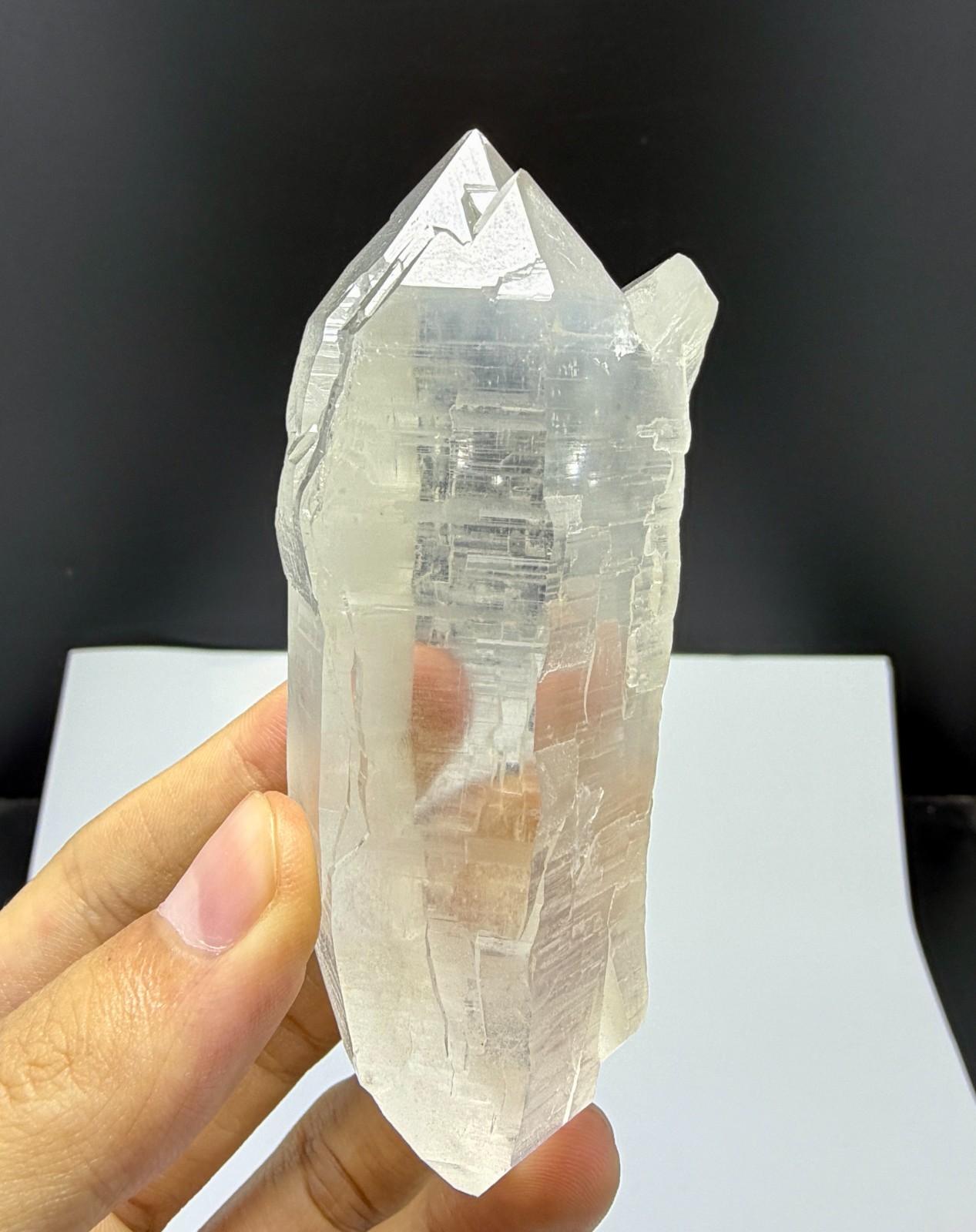 Attractive Double Terminated Eye Clean Quartz Crystal. @PAK 177 Grams