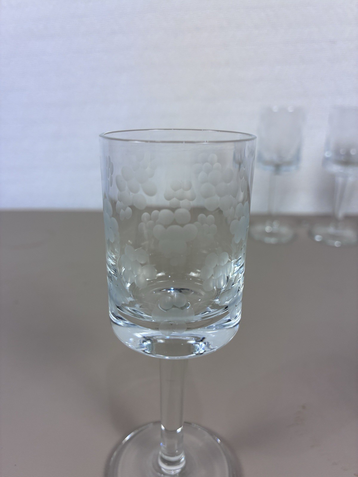 Crystal Sherry Cordial Stemware Glasses Etched Vintage Floral Designs 2 Ounce