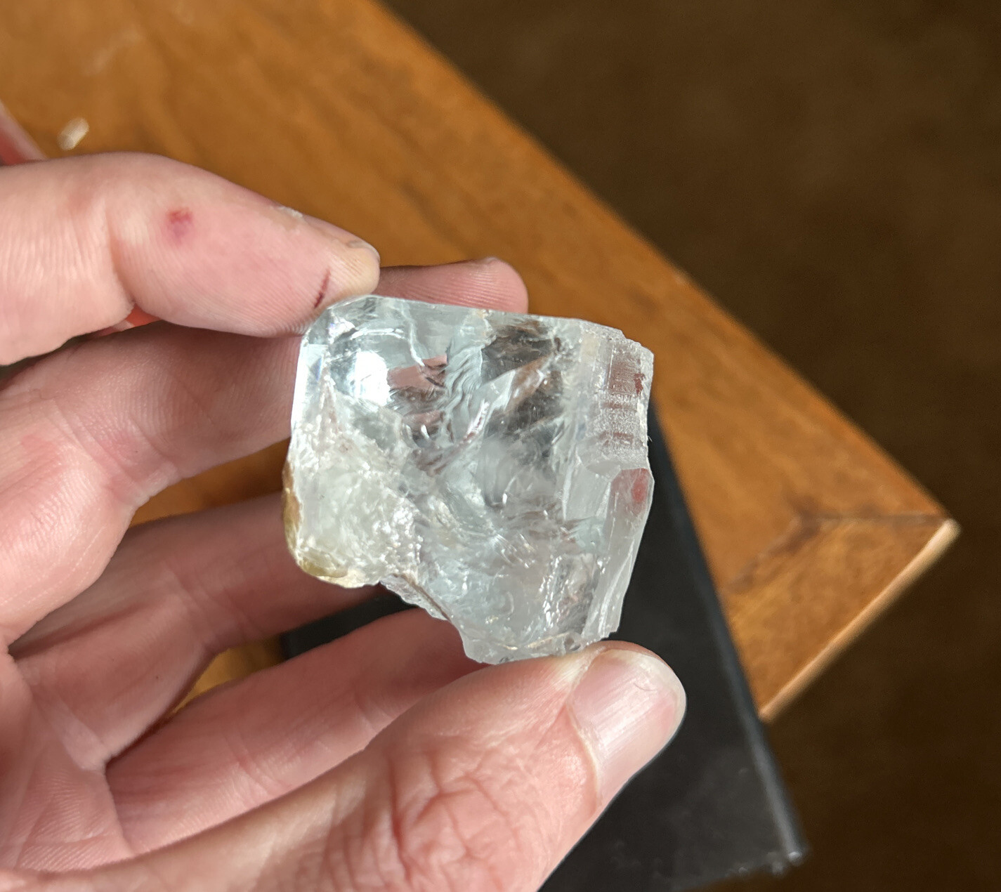 Huge 275 CT Natural Untreated Aquamarine Crystal High Clarity Gemmy Look