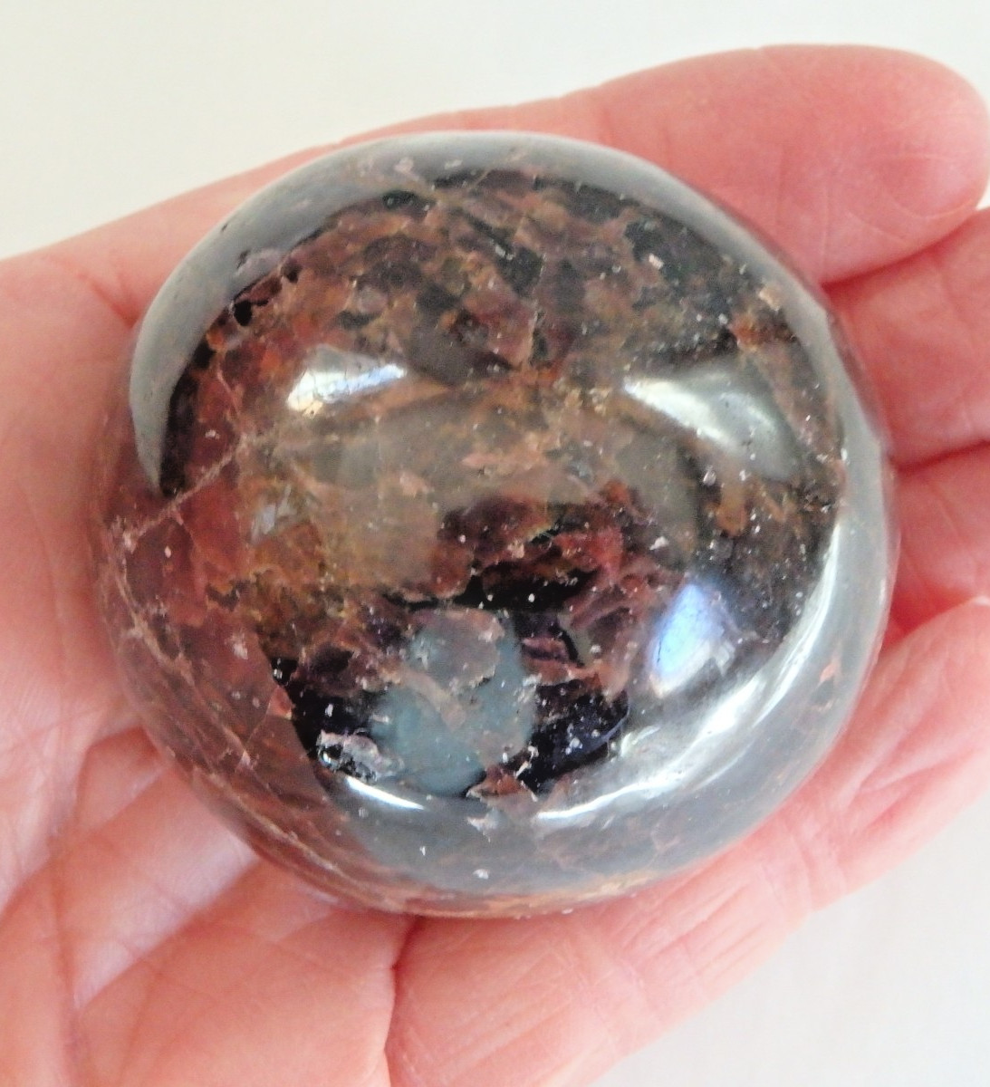 Crystal❤️✨Red Star Garnet ❤️✨$48 Sphere Polished 214.1 grams Deep Red