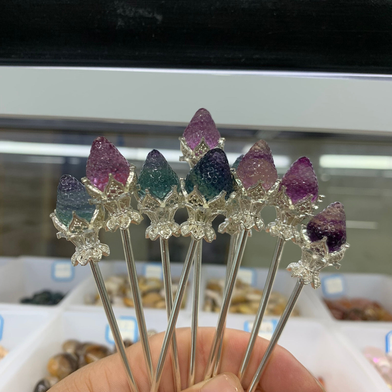 5pc Natural fluorite carved strawber hairpin quartz crystal reiki healing random