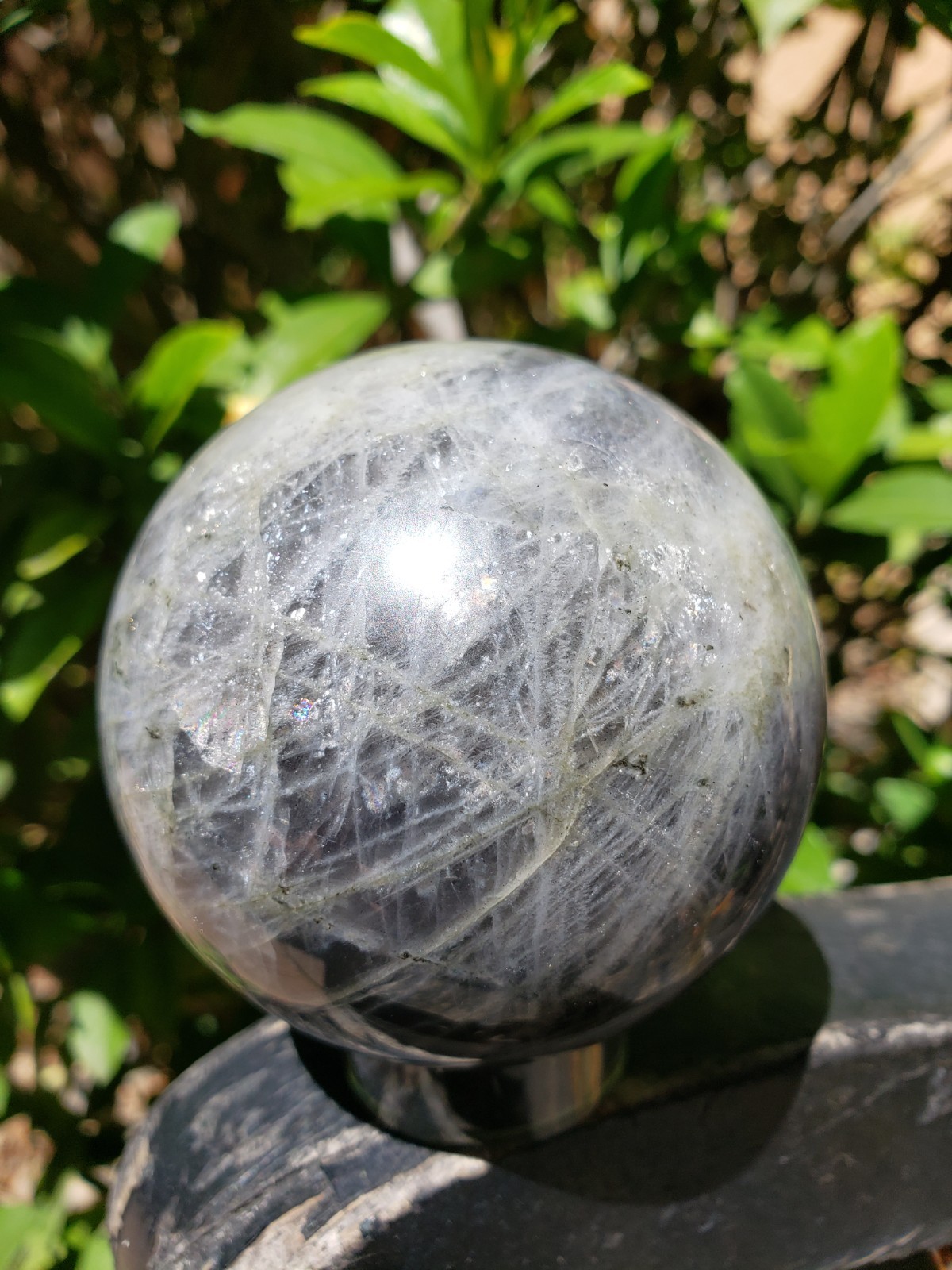 2.7″ Labradorite Mineral Crystal Iridescence Sphere Ball Orb Flash, 458g or 1 lb