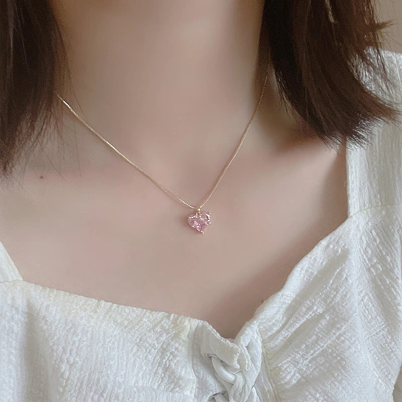 Women’s Fashion Jewelry Gold Pink Rhinestone Heart Pendant Necklace Gift 1PC