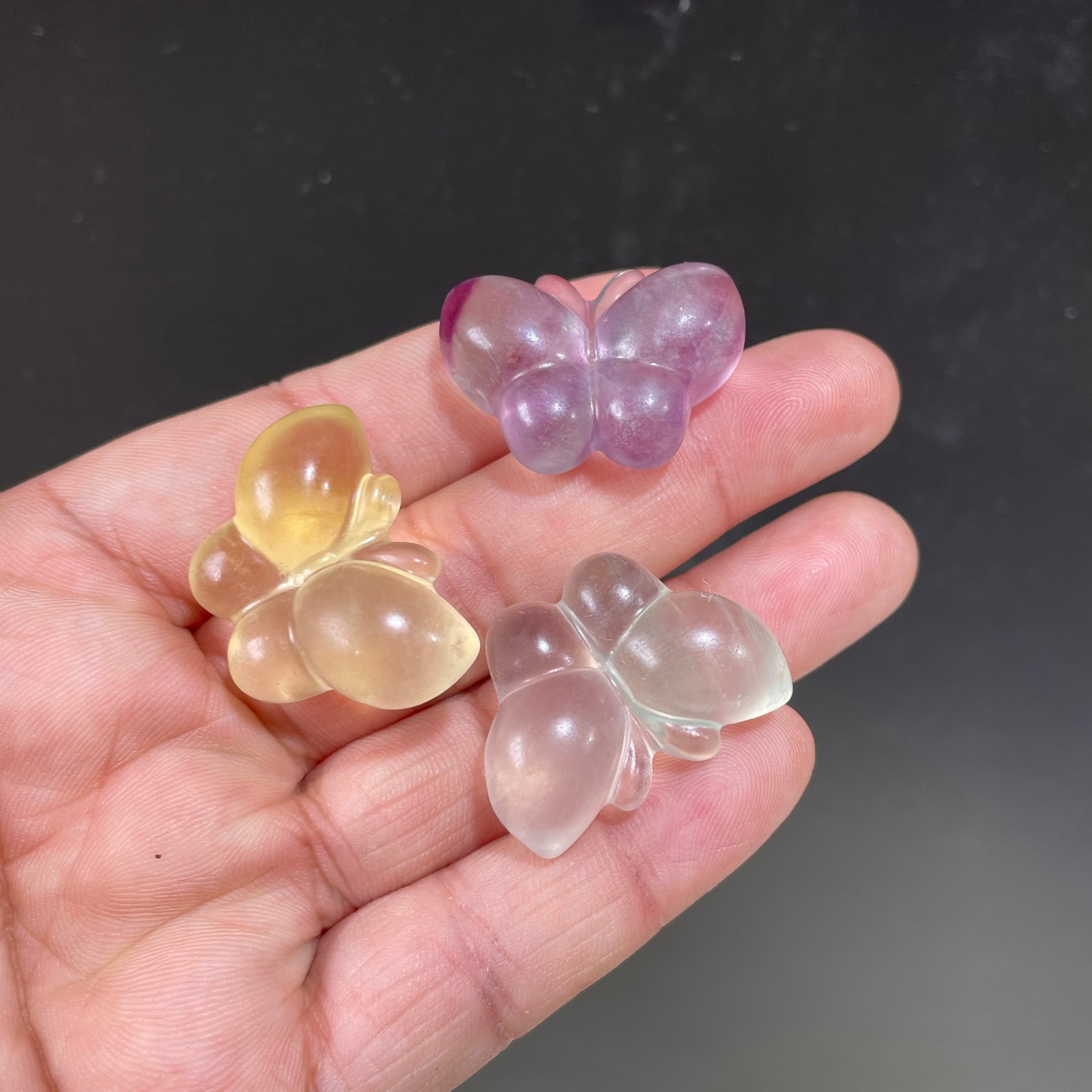 5pc Natural fluorite carved butterfly quartz crystal healing random delivery